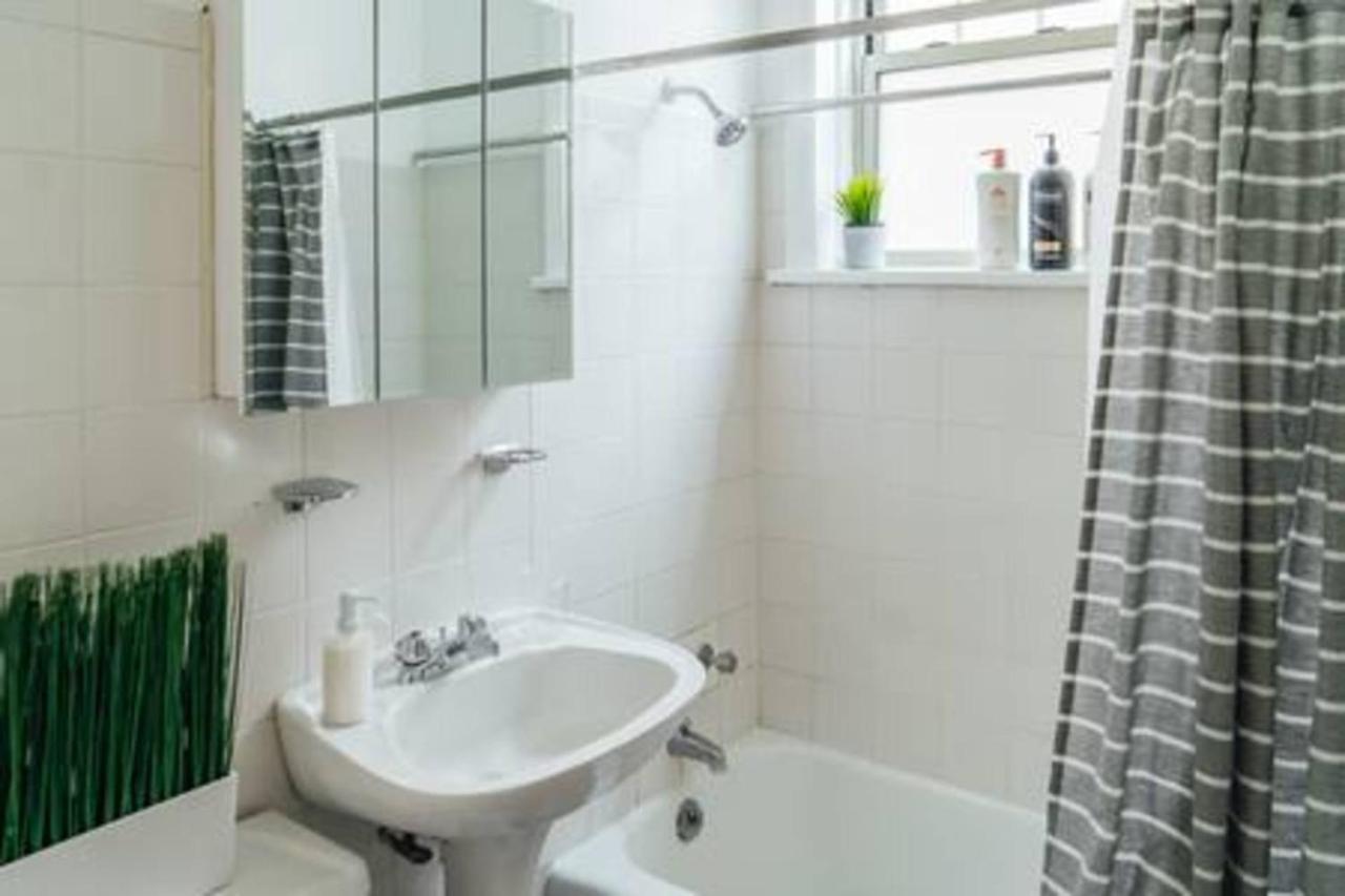 Cozy & Stylish 2Br Apt Near O'Hare Int'L Airport - Central Cozy Dunning Exterior foto